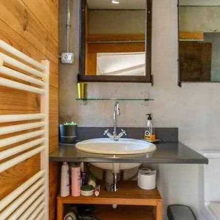 Sleep And Terrace Loft In Sant Daniel Apartment Girona