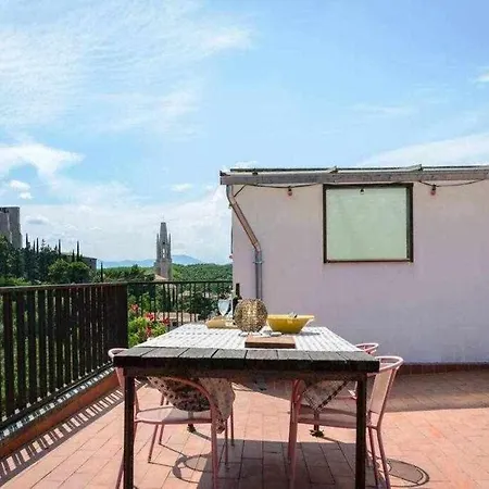 Apartment Sleep And Terrace Loft In Sant Daniel