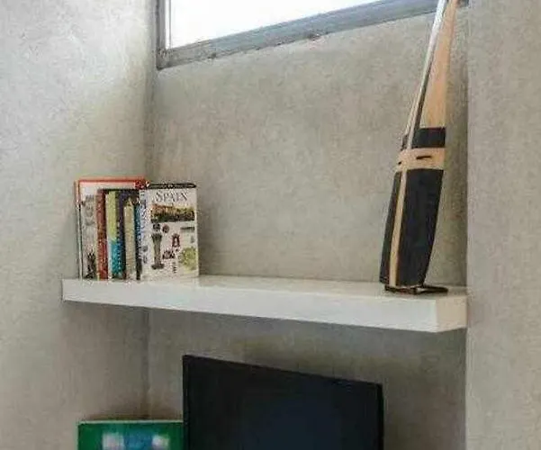 Sleep And Terrace Loft In Sant Daniel 公寓 *